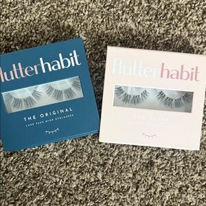 2 sets of fake lashes